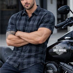 Harley-Davidson Black and Gray Plaid Short Sleeve Button-Down Shirt